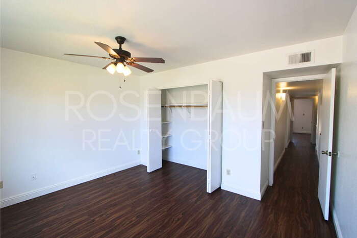 Building Photo - 621 W Los Lagos Vista Ave