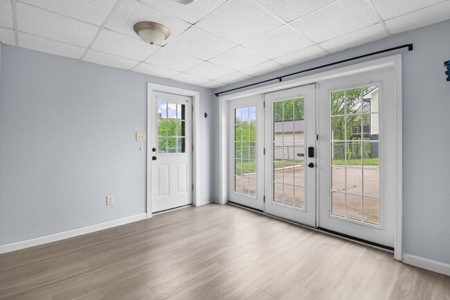 Building Photo - 934 Hedge Apple Dr