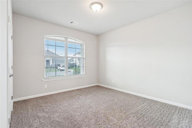 Building Photo - 117 Winford Arbor Ln