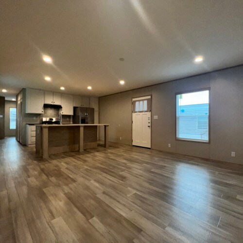 Building Photo - 202 Teasley Ln