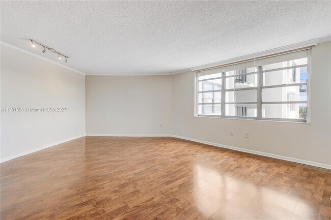 Building Photo - 2750 NE 183rd St