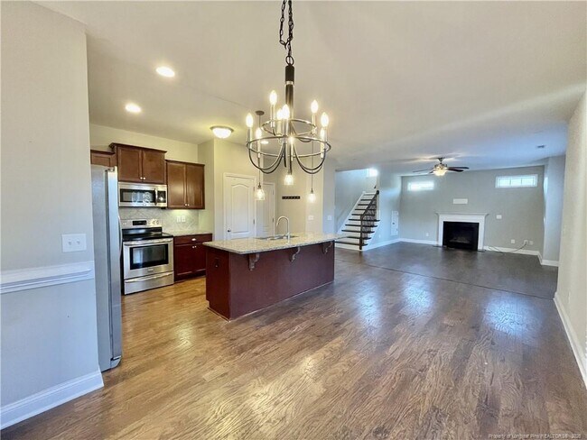 Building Photo - 211 Executive Dr