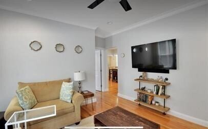 Building Photo - 6 Raven St