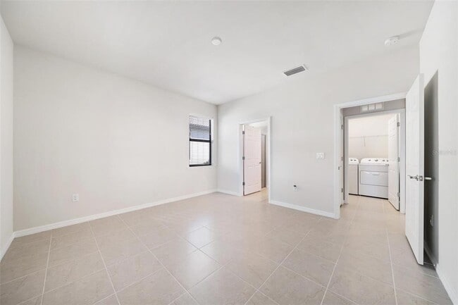 Building Photo - 13161 Oriago St