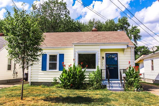 Building Photo - 903 Livingston Ave