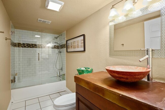 Building Photo - 1101 Shoal Creek Blvd