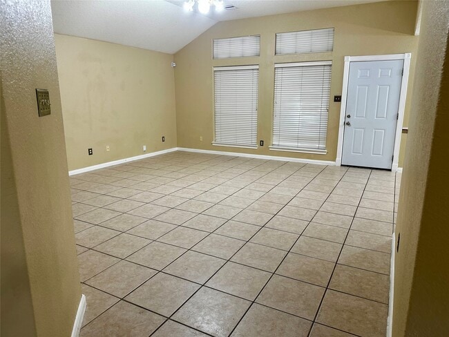 Building Photo - 12654 Stillington Dr