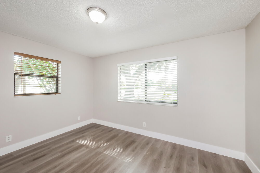 Building Photo - 6801 SW 43rd St