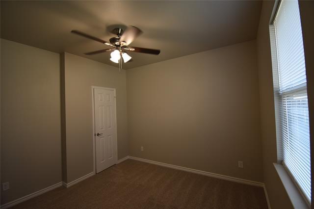 Building Photo - 1110 Story Book Ln