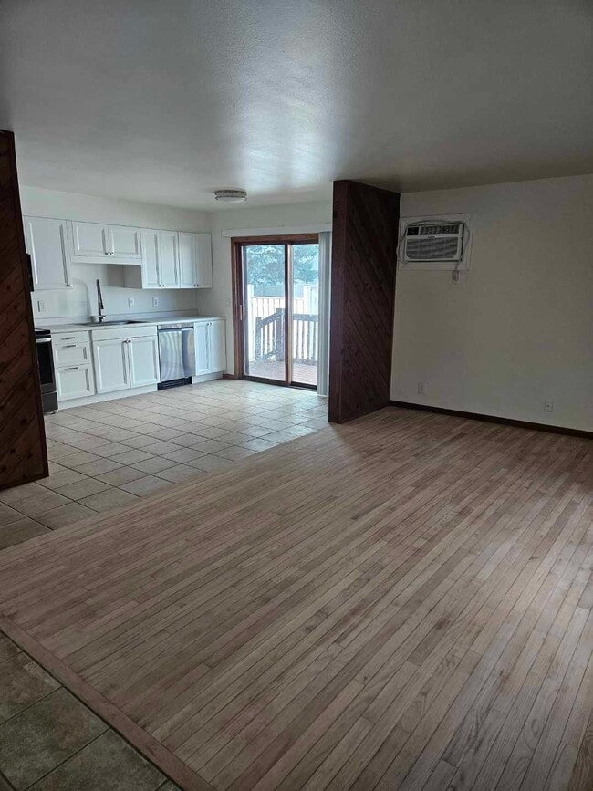 Building Photo - 3516 Lana Ln