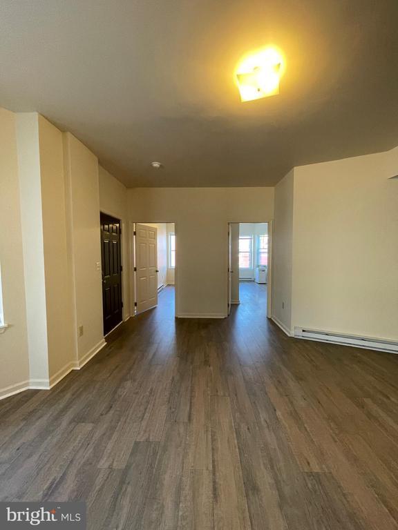 Building Photo - 255 S Potomac St