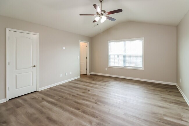 Building Photo - 241 Swem Ct