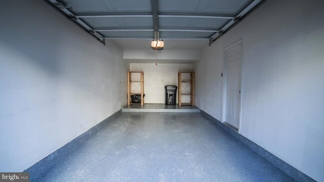 Building Photo - 8067 Nicosh Cir Ln