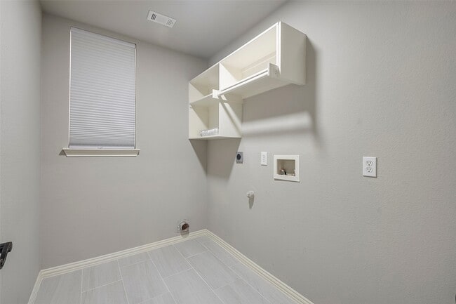 Building Photo - 4524 Burnhill Dr