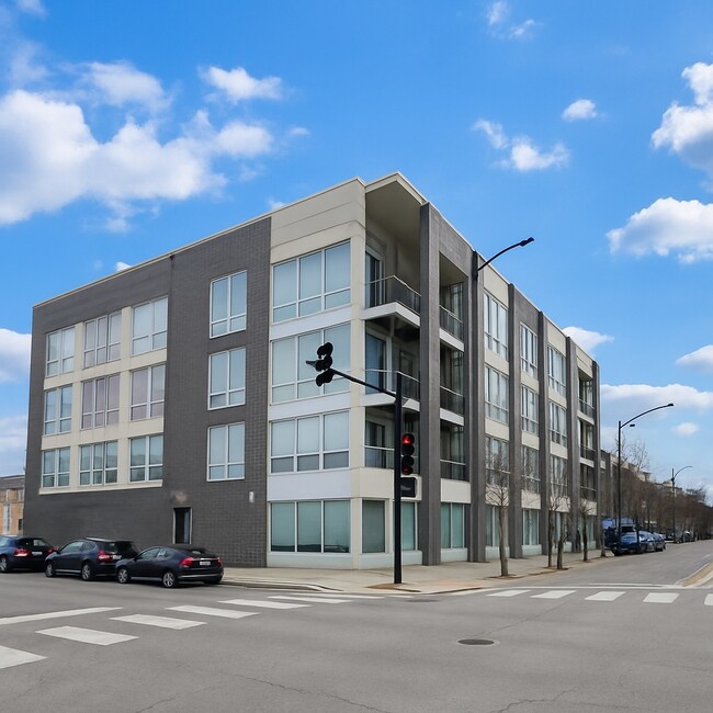 Primary Photo - 5 N Oakley Blvd