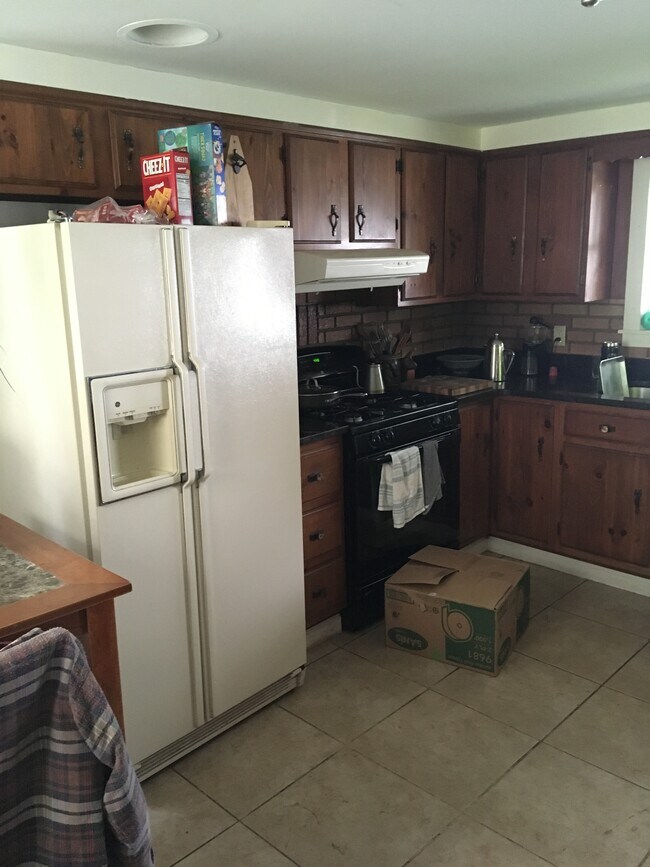 gas appliances - 376 Gulicks Ct