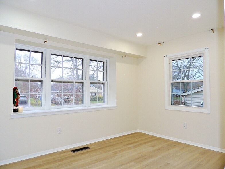 Building Photo - 2811 Birdseye Ln