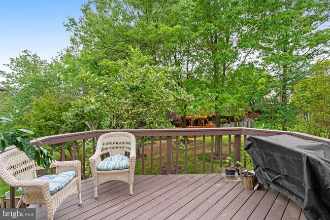 Building Photo - 7415 Salford Ct