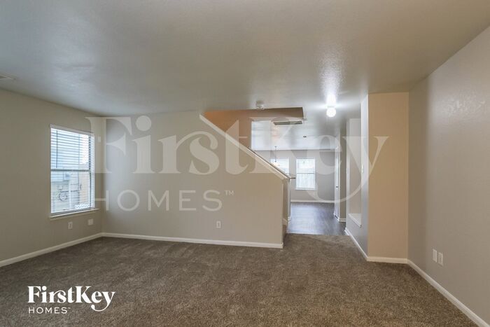 Building Photo - 430 Remington Creek Dr