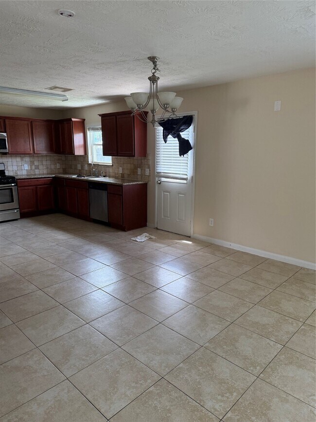 Building Photo - 7722 Pheasant Run
