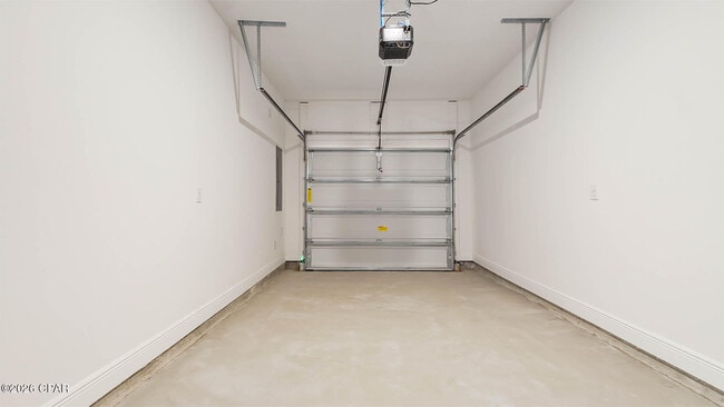 Building Photo - 444 Melrose Wy