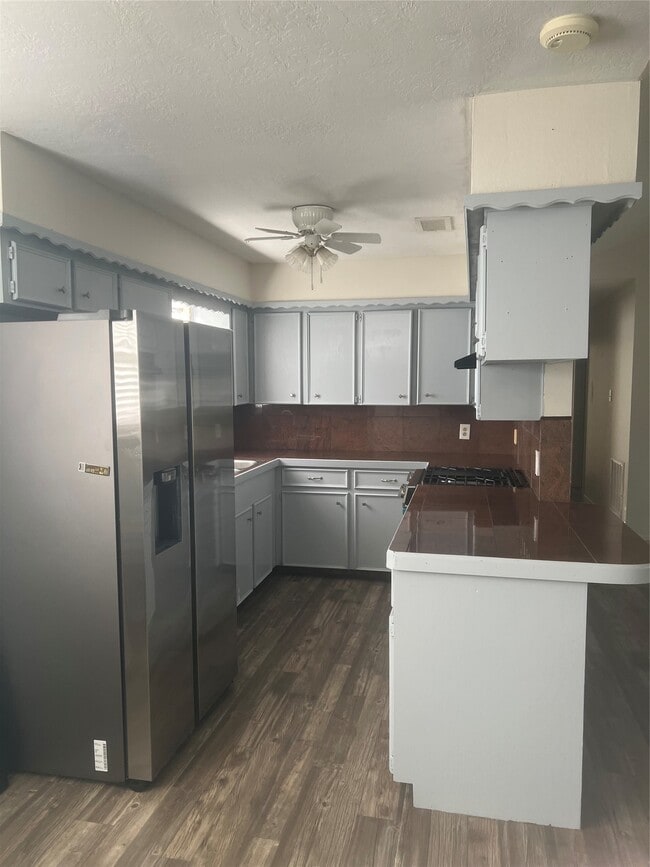 Building Photo - 622 Coolidge St