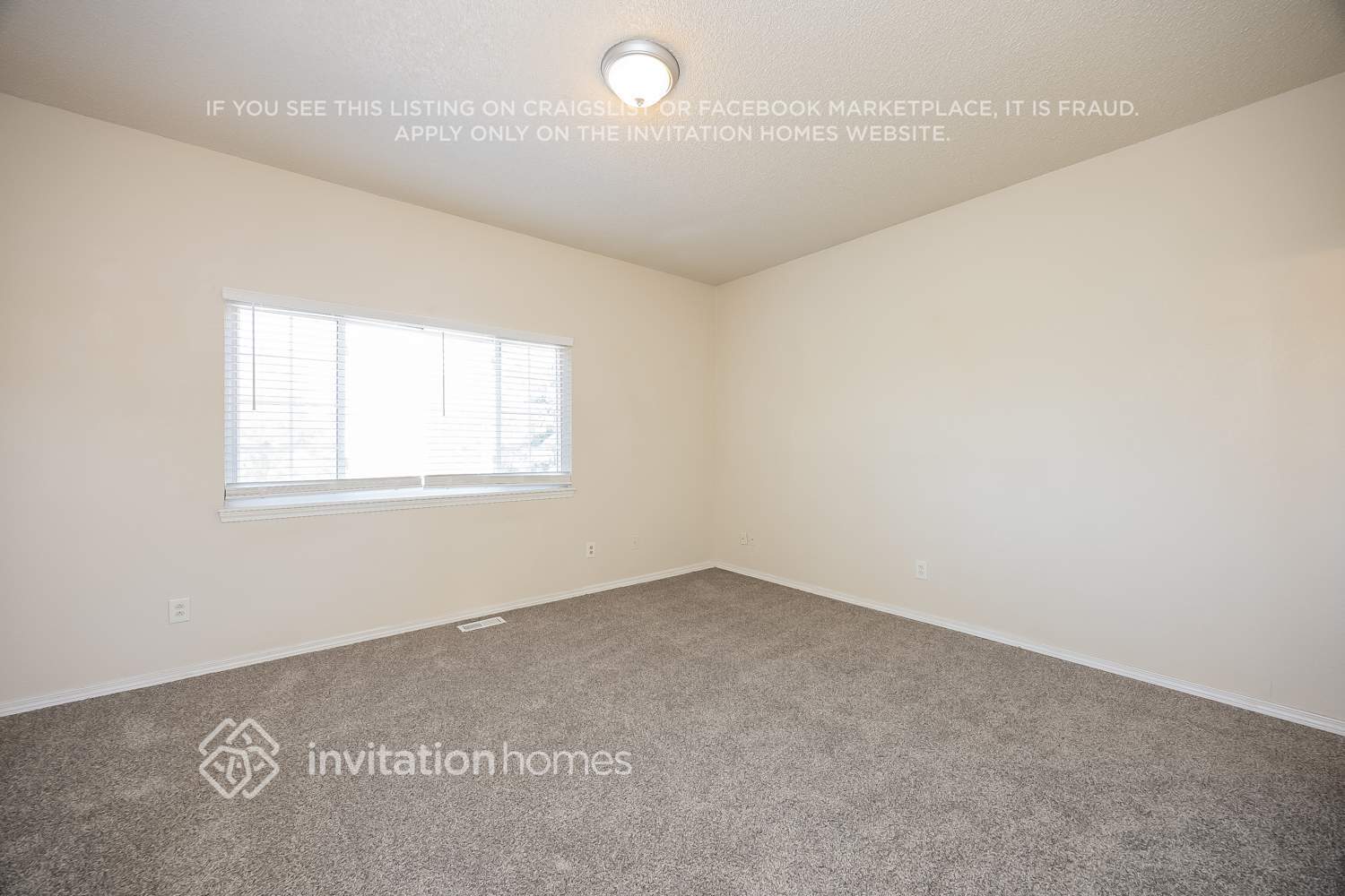 Building Photo - 2935 Haystack Dr
