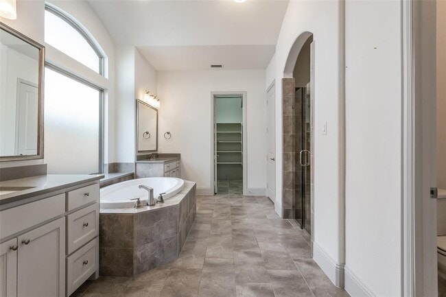 Building Photo - 2006 Pear Tree Dr