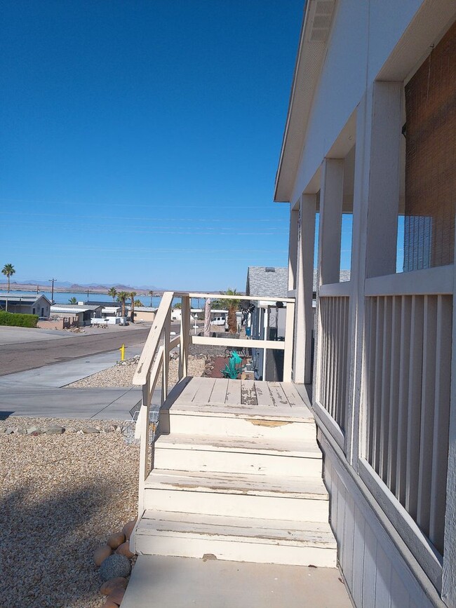 Building Photo - WInter Rental Oct to April 2026