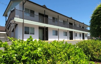 Building Photo - Colonial