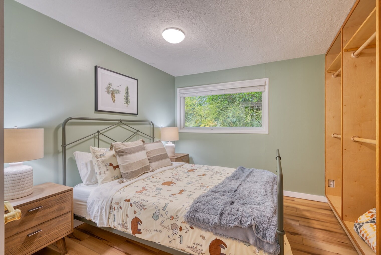 Building Photo - 69437 E Vine Maple Dr