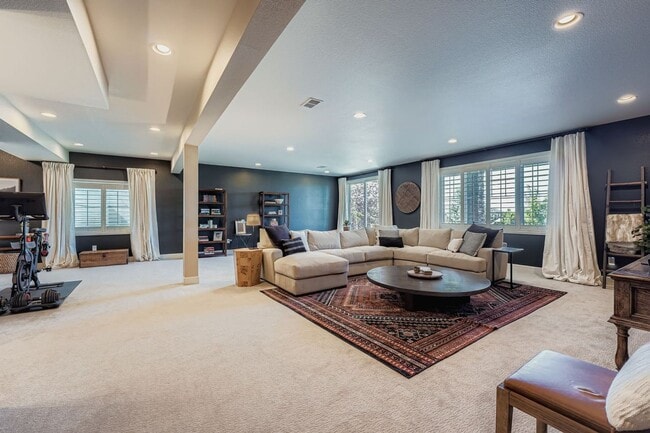 Building Photo - 26745 E Canyon Ave