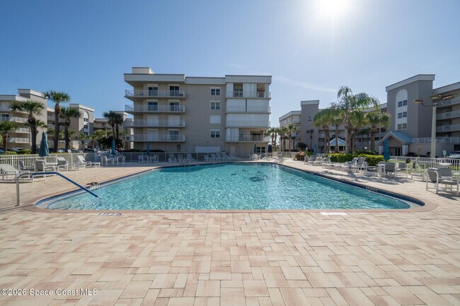 Building Photo - 606 Shorewood Dr