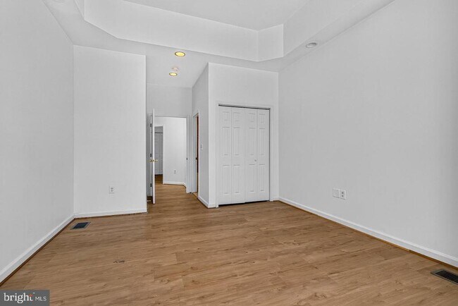Building Photo - 1719 Ruxton Ave