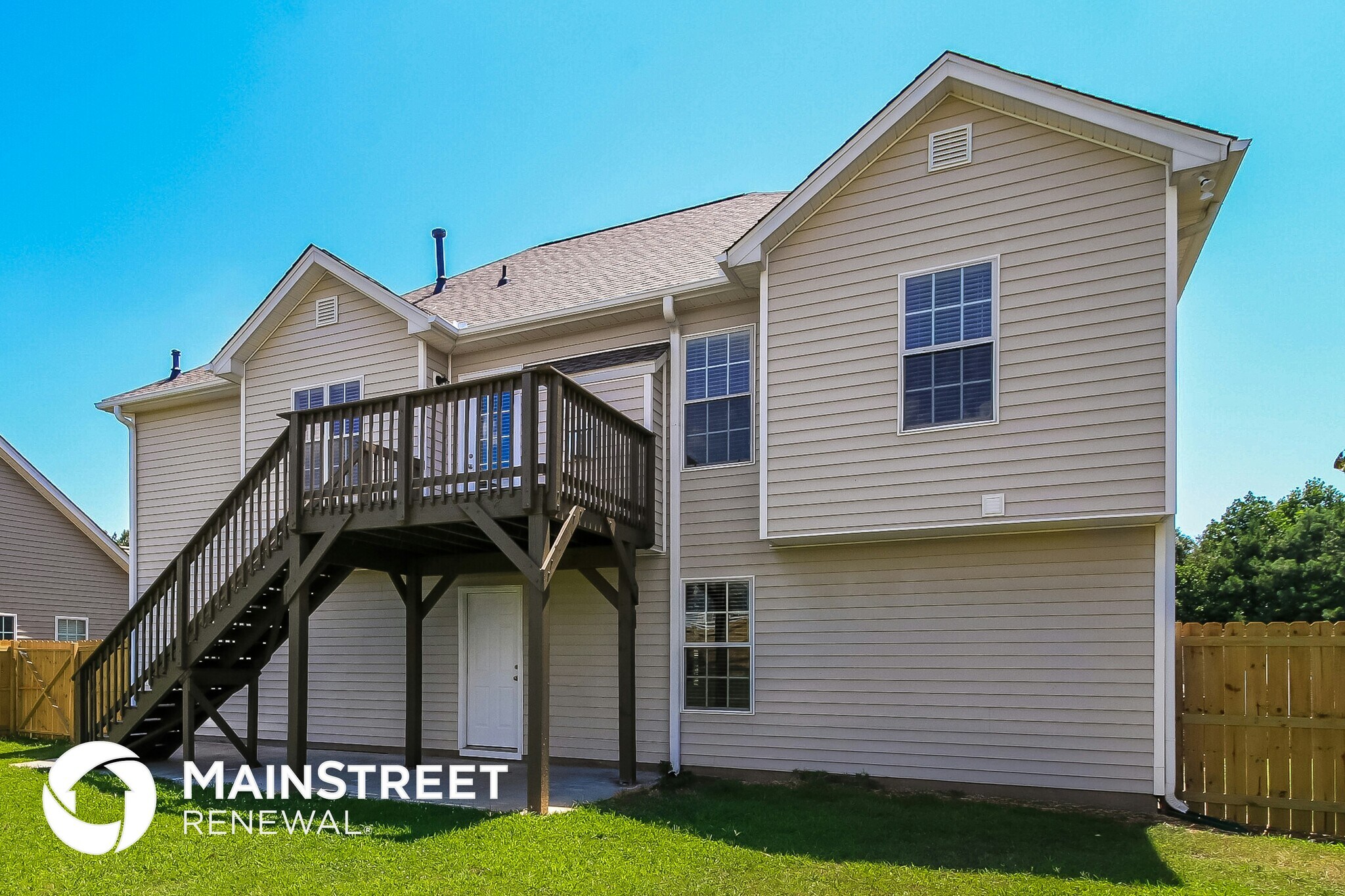 Building Photo - 5847 Colonnade Dr
