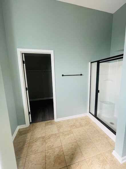 Building Photo - 4434 Grove Landing Dr