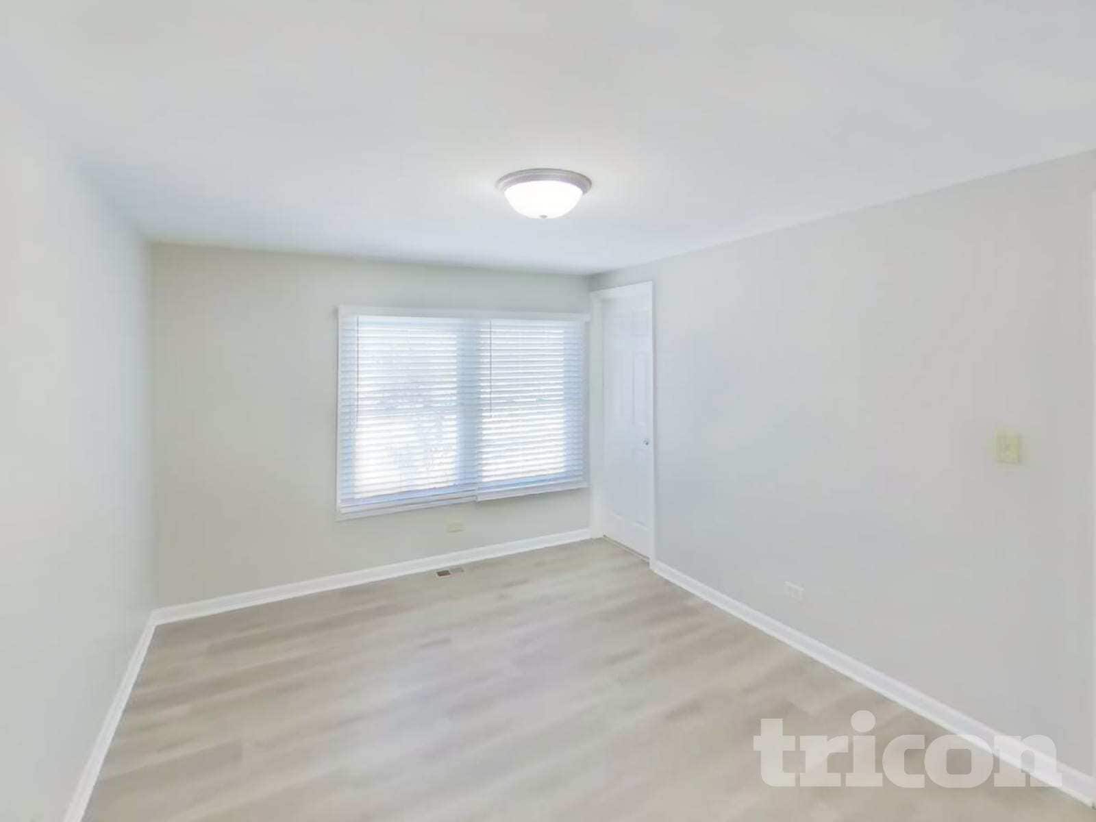 Building Photo - 155 Ramblewood Ln