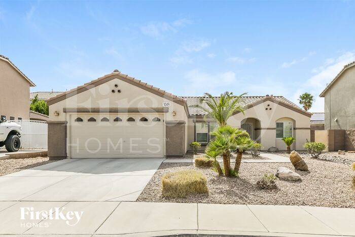Primary Photo - 1049 Silver Star St
