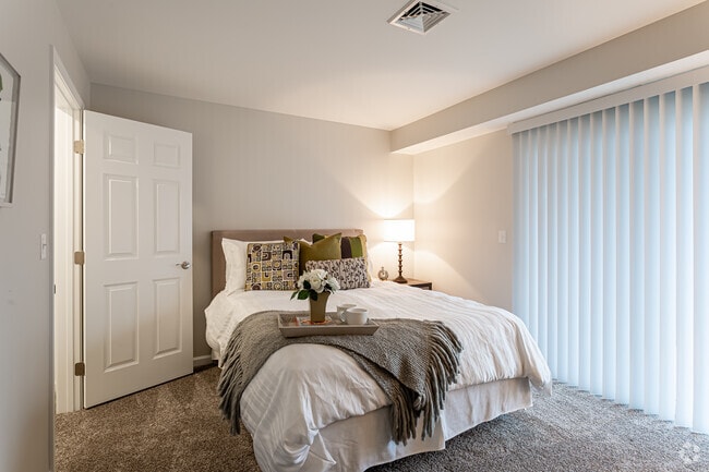 Interior Photo - Northwoods East