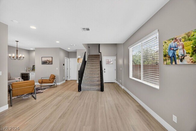 Building Photo - 10660 Cumberland Creek Ave