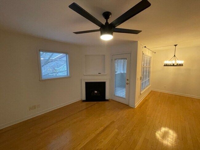 Building Photo - Parkridge Lane - ITB Condo Available for P...