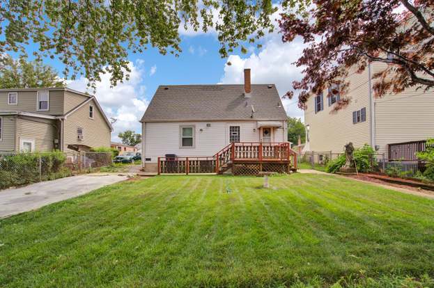 Building Photo - 8837 S Talman Ave