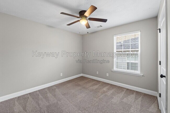 Building Photo - 3070 Margot Ln