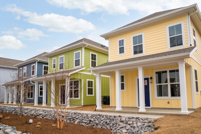 Building Photo - 2009 23rd Ave N