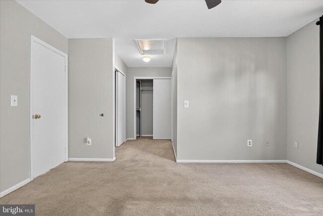 Building Photo - 18 Dudley Ct