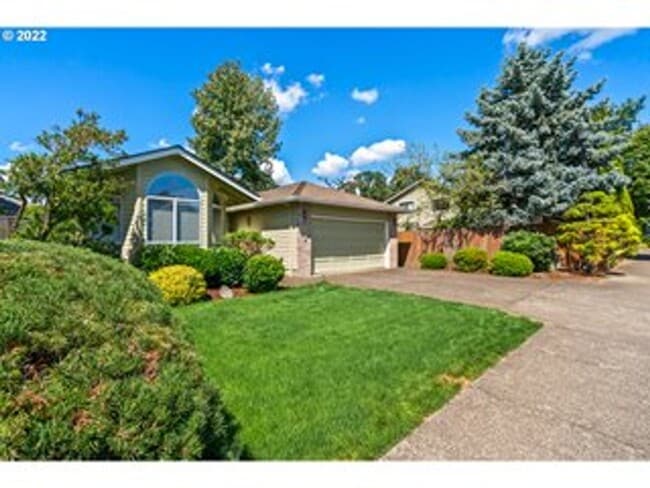 Building Photo - Single Level in Desirable Tigard Neighborhood