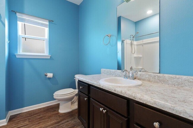 Building Photo - 303 Merlin Ct