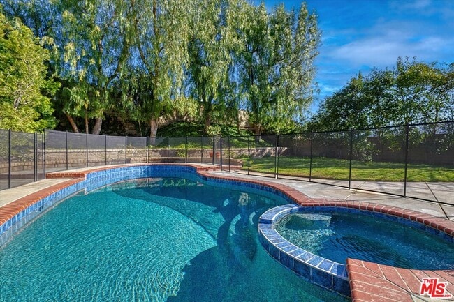 Building Photo - 17141 Nevette Ct