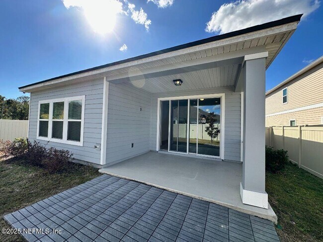 Building Photo - 564 Stargaze Ln