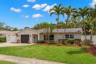 Building Photo - 731 Alda Way NE